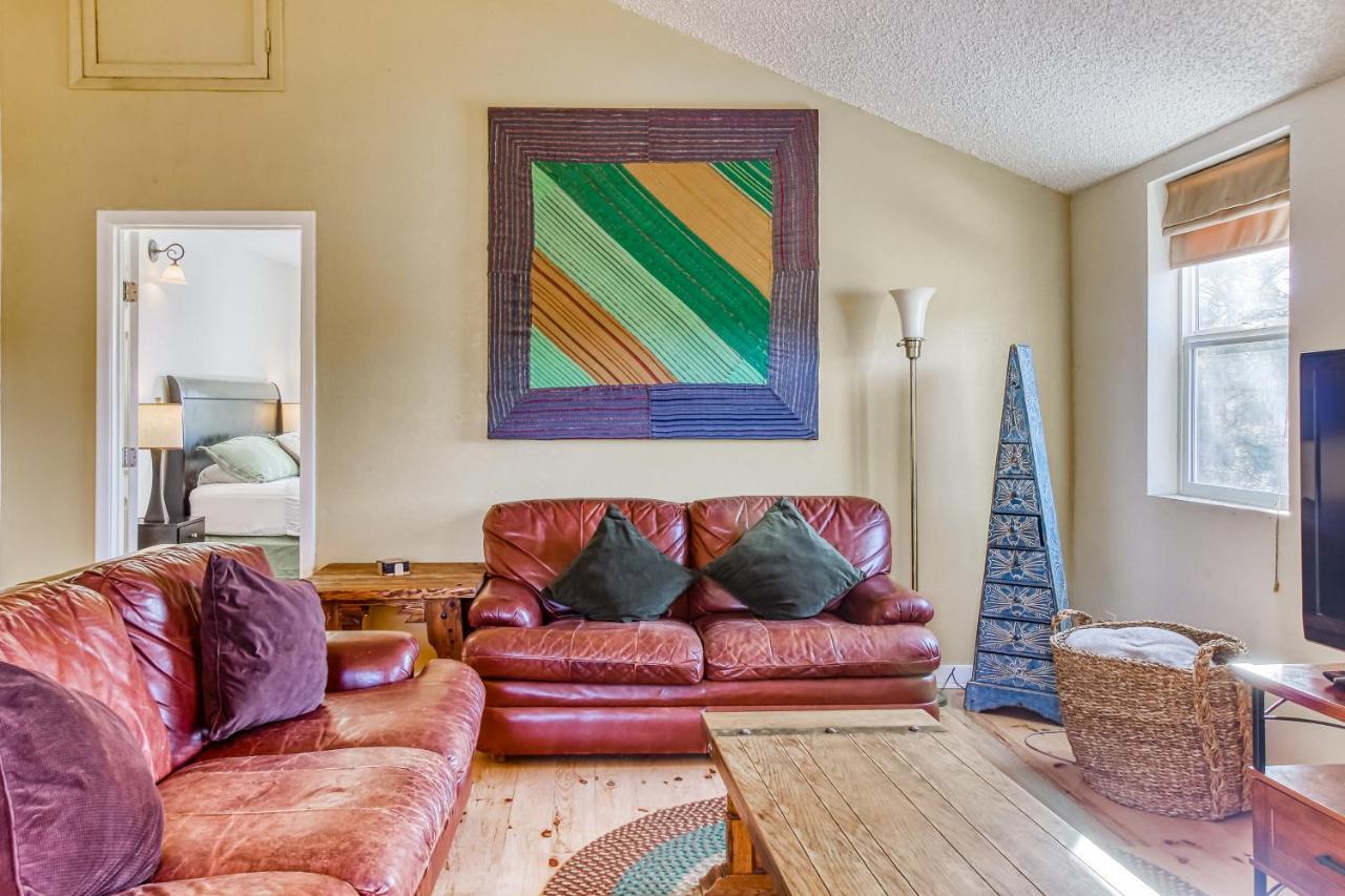 Split Pine Cabin パゴサ・スプリングス エクステリア 写真