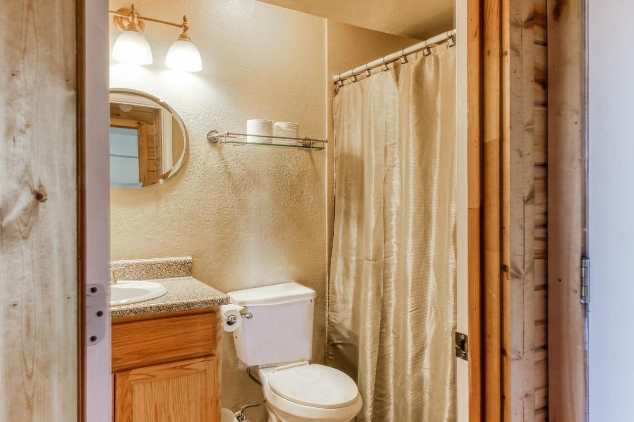 Split Pine Cabin パゴサ・スプリングス エクステリア 写真